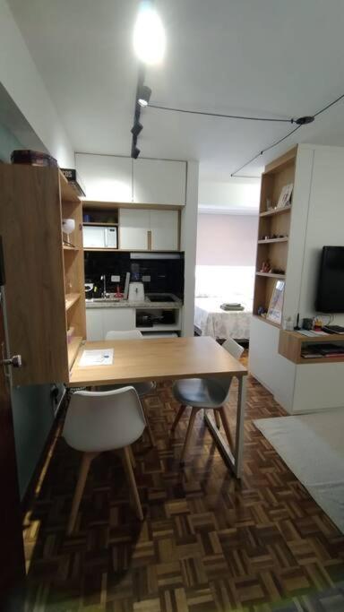 Apartamento Reformado No Centro! Curitiba
