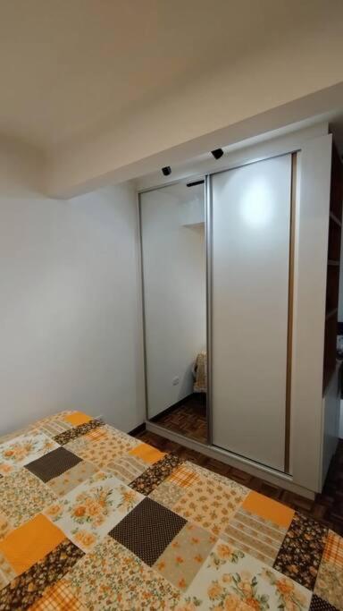 Apartamento Reformado No Centro! Curitiba
