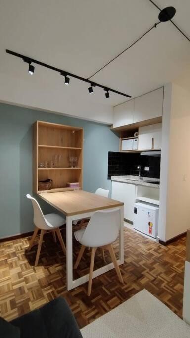 Reformado No Centro! Apartamento *
